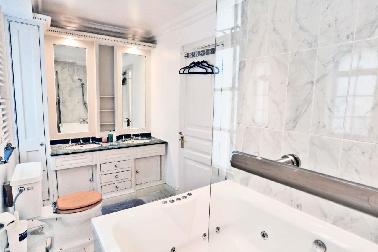 Piccadilly Circus Suites Лондон Экстерьер фото