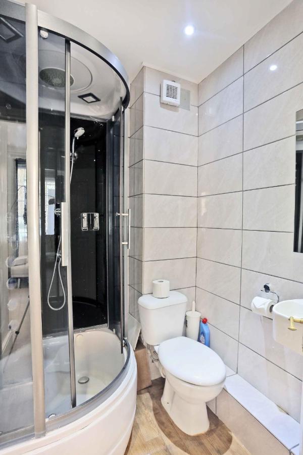 Piccadilly Circus Suites Лондон Экстерьер фото