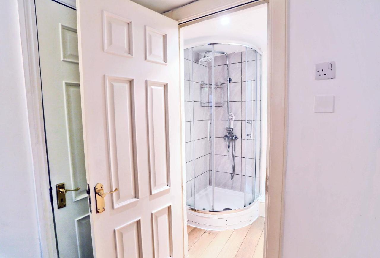Piccadilly Circus Suites Лондон Экстерьер фото
